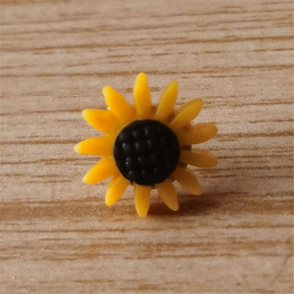 Sunflower push pins.