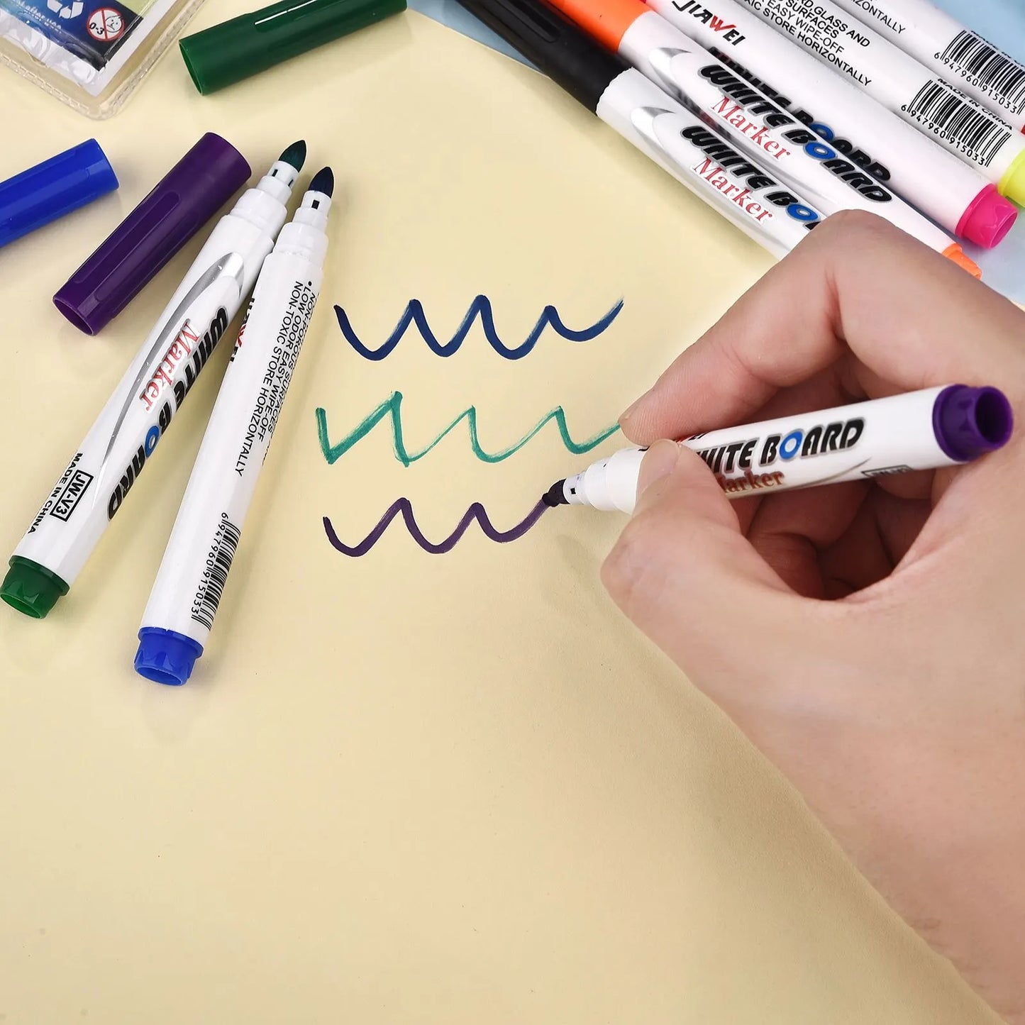 Kids' Creative Splash 8/12-Color Water Magic Pen Set: Float & Doodle Art Markers for Early Artistic Discovery